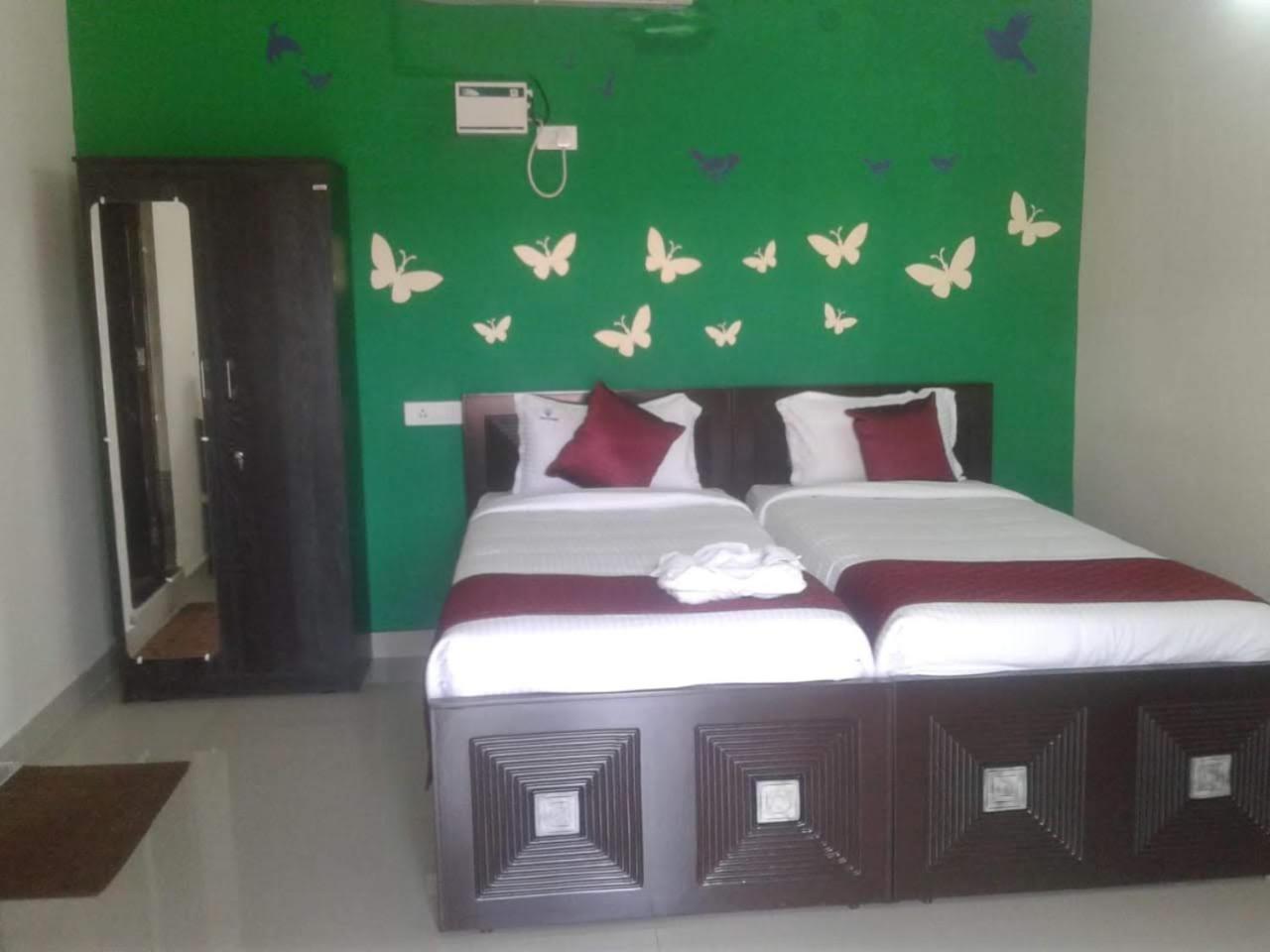 Happyhomes Porur -Near Rmz Software Park-Commerzone-Dlf It Sez Park -L&T Chennai Exterior photo