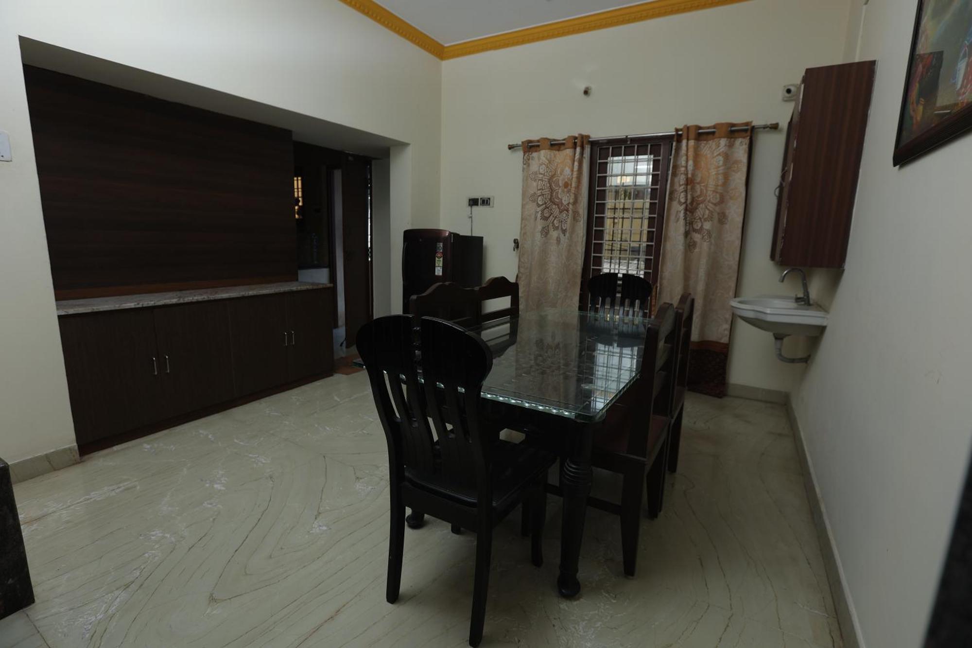 Happyhomes Porur -Near Rmz Software Park-Commerzone-Dlf It Sez Park -L&T Chennai Exterior photo
