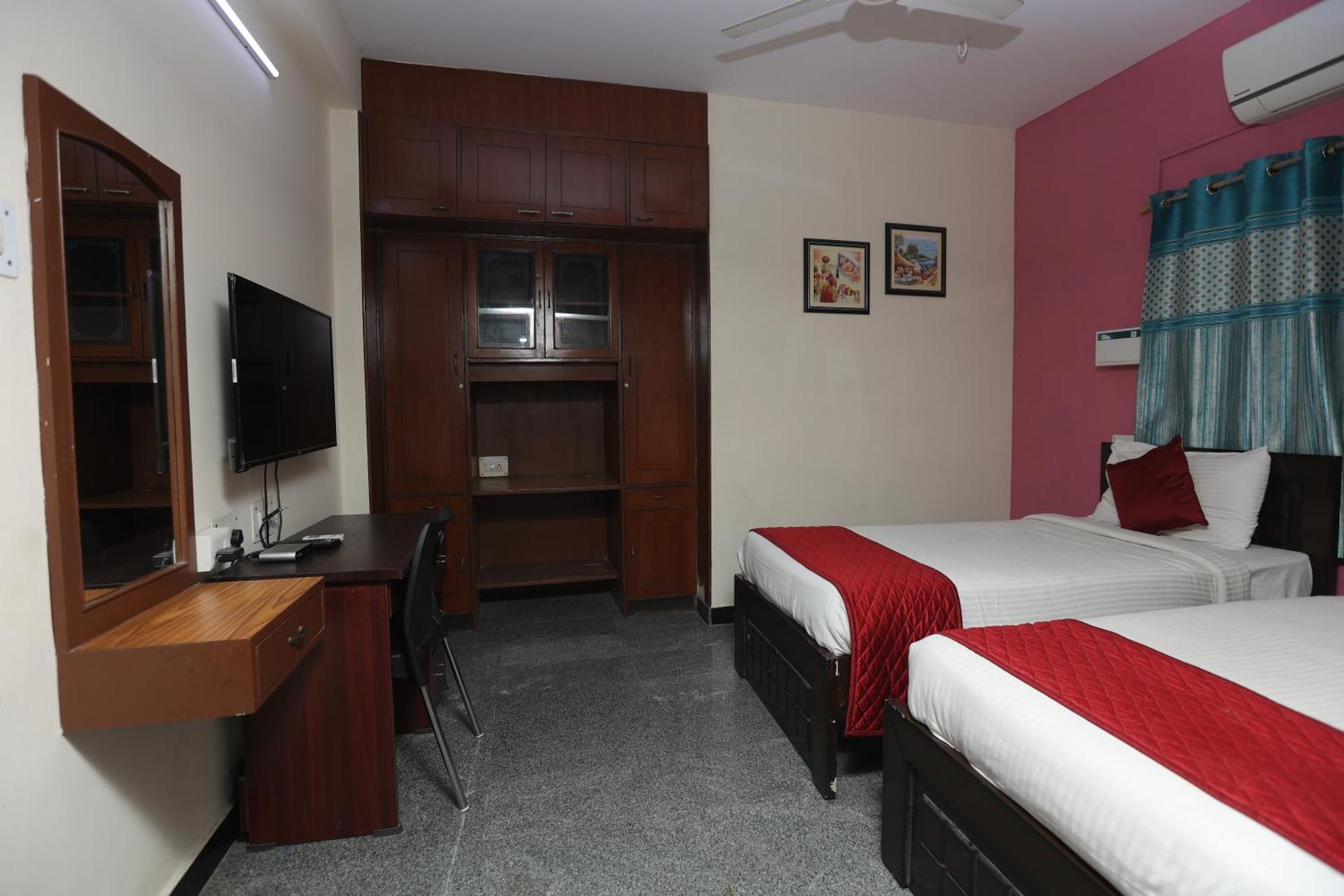 Happyhomes Porur -Near Rmz Software Park-Commerzone-Dlf It Sez Park -L&T Chennai Exterior photo